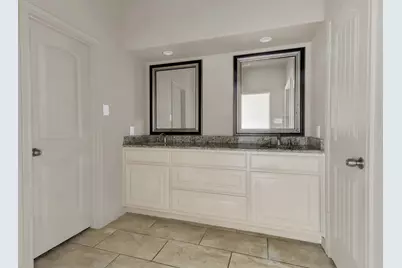 2923 E Pepperidge Drive, Lancaster, TX 75134 - Photo 21