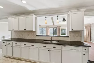 1760 Acorn Lane, Hurst, TX 76054 - Photo 11