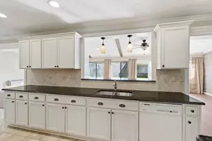 1760 Acorn Ln, Hurst, TX 76054 - Photo 11