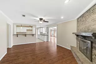 1760 Acorn Ln, Hurst, TX 76054 - Photo 15