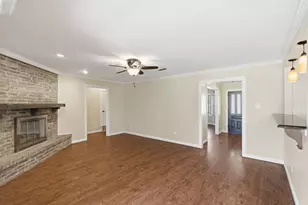 1760 Acorn Ln, Hurst, TX 76054 - Photo 13