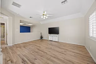 8625 Old Oak Dr, Irving, TX 75063 - Photo 15