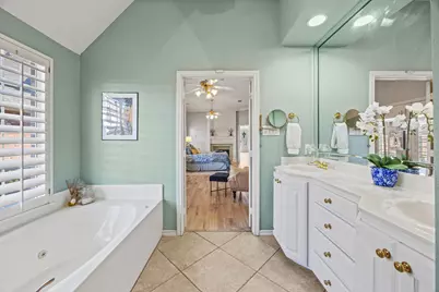 8625 Old Oak Drive, Irving, TX 75063 - Photo 23