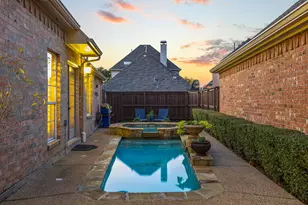 8625 Old Oak Dr, Irving, TX 75063 - Photo 27