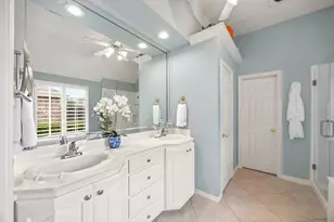 8625 Old Oak Dr, Irving, TX 75063 - Photo 23