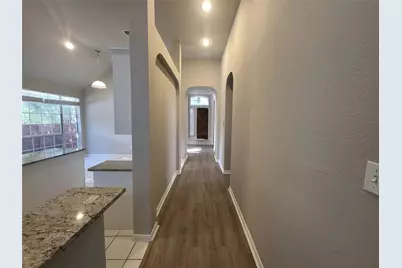 119 Saint James Road, Irving, TX 75063 - Photo 9