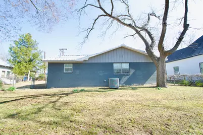 717 N 4th Avenue, Teague, TX 75860 - Photo 13