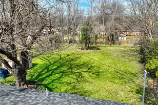 933 Treasure Rd, Garland, TX 75041 - Photo 27