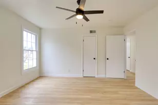 933 Treasure Rd, Garland, TX 75041 - Photo 15