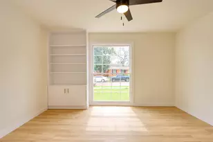 933 Treasure Rd, Garland, TX 75041 - Photo 19