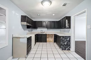 660 Schieme St, River Oaks, TX 76114 - Photo 11