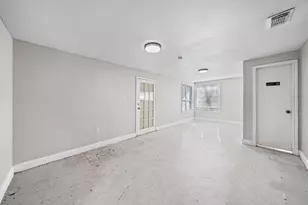 660 Schieme St, River Oaks, TX 76114 - Photo 7