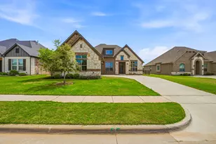 1038 Mickelson Dr, Granbury, TX 76048 - Photo 5