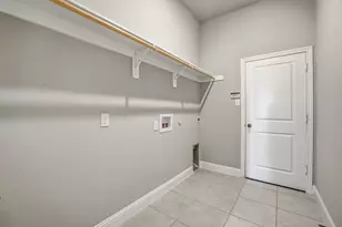 1038 Mickelson Dr, Granbury, TX 76048 - Photo 19