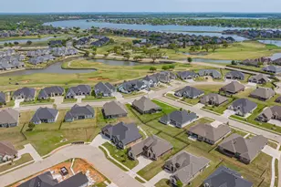 1038 Mickelson Dr, Granbury, TX 76048 - Photo 3