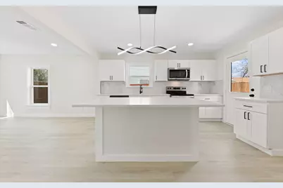 534 NE 23rd Street, Grand Prairie, TX 75050 - Photo 13