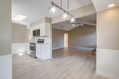 1812 Briar Run, Benbrook, TX 76126 - Photo 11