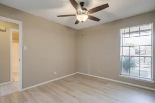 1812 Briar Run, Benbrook, TX 76126 - Photo 17