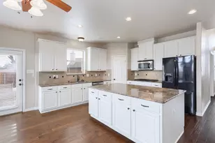 4802 Snowdrop Dr, Garland, TX 75043 - Photo 7