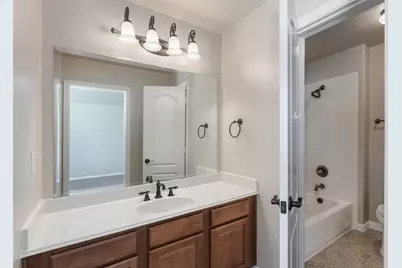 4802 Snowdrop Drive, Garland, TX 75043 - Photo 33