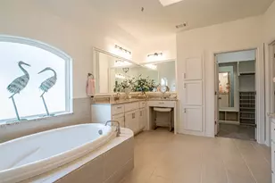 2039 Spieth St, Granbury, TX 76048 - Photo 27