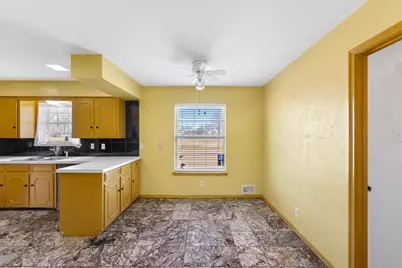 910 Bradfield Drive, Garland, TX 75042 - Photo 13