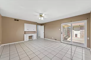 910 Bradfield Dr, Garland, TX 75042 - Photo 23