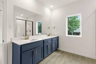 2553 Lost Maples Ln, Dallas, TX 75228 - Photo 13