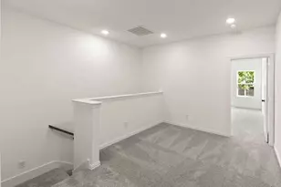 2553 Lost Maples Ln, Dallas, TX 75228 - Photo 11