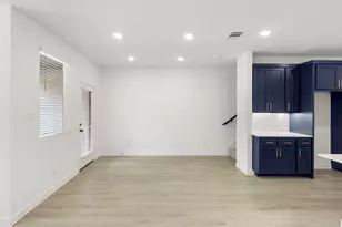 2553 Lost Maples Ln, Dallas, TX 75228 - Photo 9