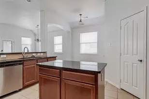 1624 Wickham Dr, Burleson, TX 76028 - Photo 11