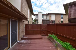 100 Morrow Dr, Bedford, TX 76021 - Photo 7