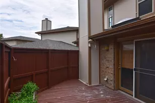 100 Morrow Dr, Bedford, TX 76021 - Photo 9