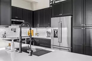 221 W Lancaster Ave, Fort Worth, TX 76102 - Photo 5