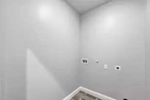 813 Oneal St, Greenville, TX 75401 - Photo 15