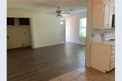 2502 S 19th Street #B, Abilene, TX 79605 - Photo 3