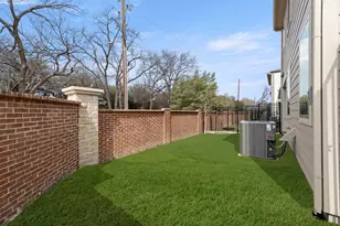 2557 Lost Maples Ln, Dallas, TX 75228 - Photo 27