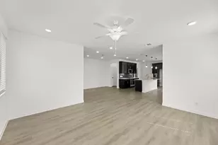 2557 Lost Maples Ln, Dallas, TX 75228 - Photo 13