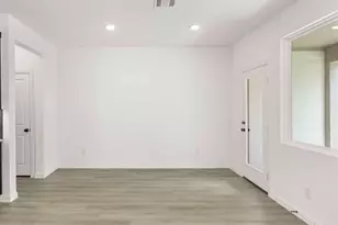 2557 Lost Maples Ln, Dallas, TX 75228 - Photo 7