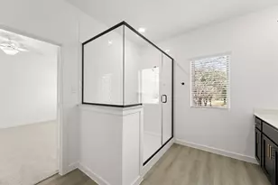 2557 Lost Maples Ln, Dallas, TX 75228 - Photo 21