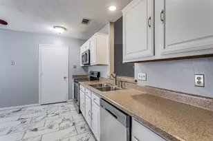 3209 Vintage Way, Bedford, TX 76021 - Photo 9