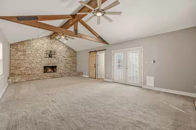 405 S Hannaford Street, Granbury, TX 76048 - Photo 21