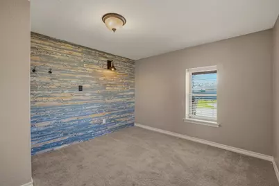 405 S Hannaford Street, Granbury, TX 76048 - Photo 7