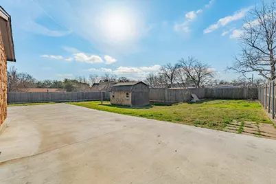 405 S Hannaford Street, Granbury, TX 76048 - Photo 27