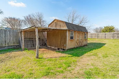 405 S Hannaford Street, Granbury, TX 76048 - Photo 31