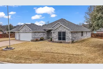 234 Shirley Circle, Weatherford, TX 76087 - Photo 3