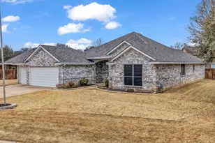 234 Shirley Cir, Weatherford, TX 76087 - Photo 3