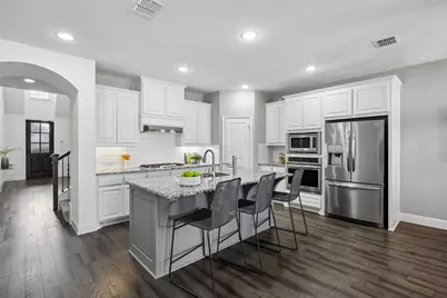 413 Lake Livingston Trail, McKinney, TX 75071 - Photo 7