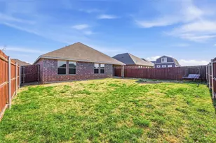 1012 Grand Vw Dr, Ennis, TX 75119 - Photo 3