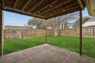 2001 Emory Oak Dr, Carrollton, TX 75007 - Photo 31